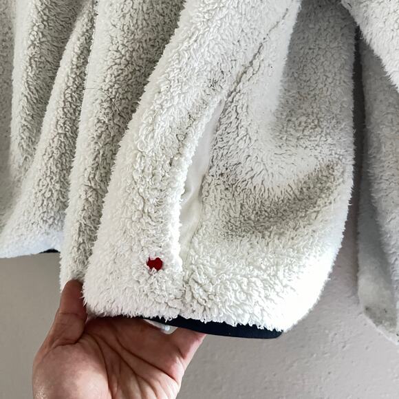 Ugg Kadence Sherpa hooded jacket white with black trim - Picture 5 of 10